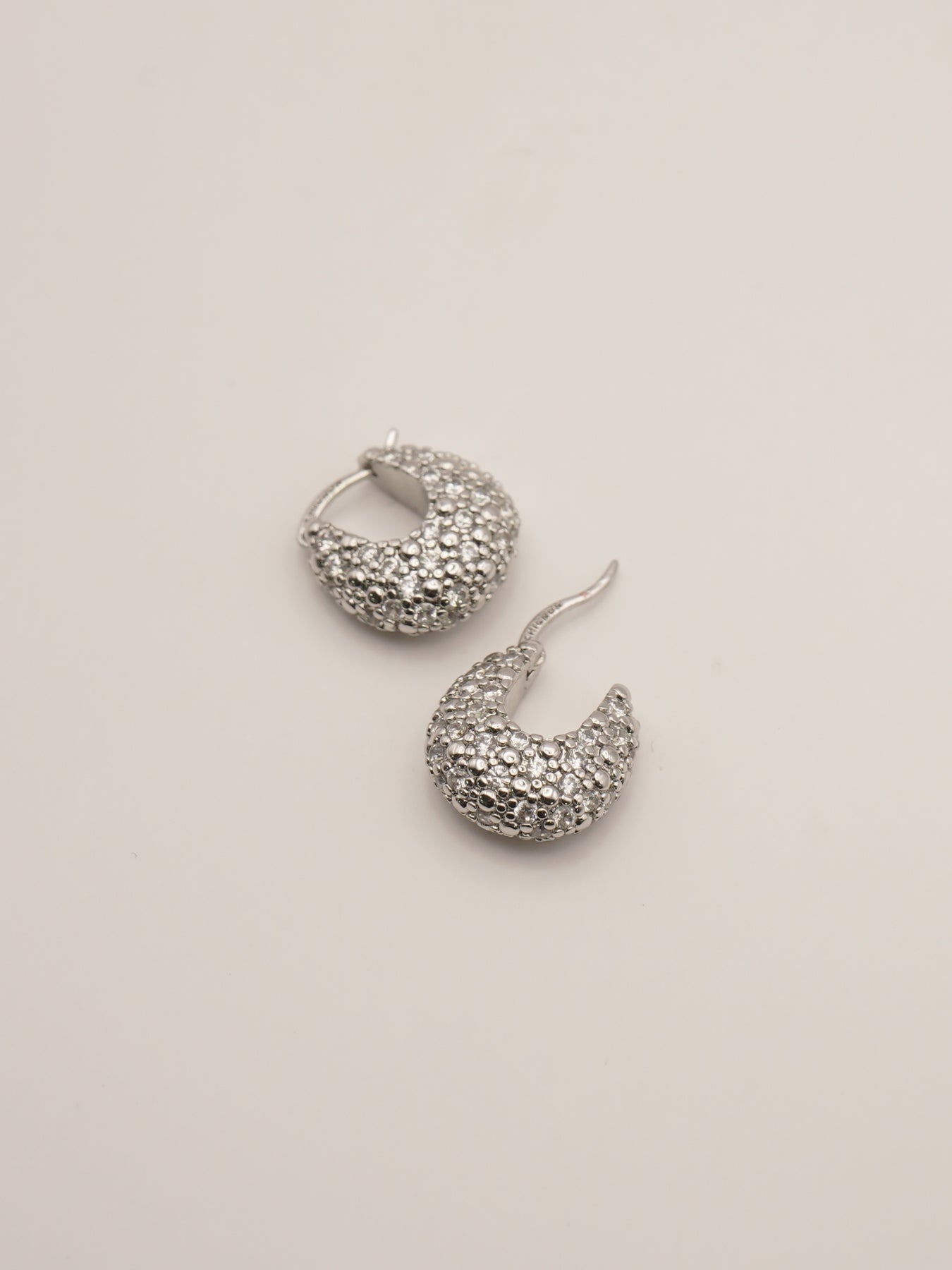 【予約販売】CHIGNON ドロップパヴェワンタッチピアス 0056-515SH