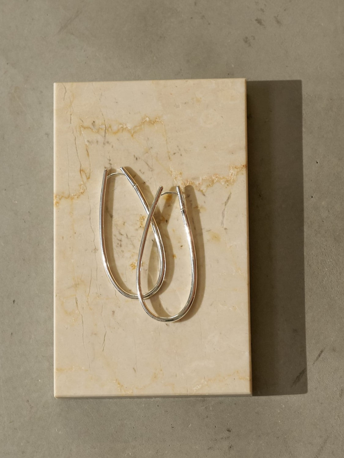 【予約販売】CHIGNON ドロップフープワンタッチピアス 0061-112SH