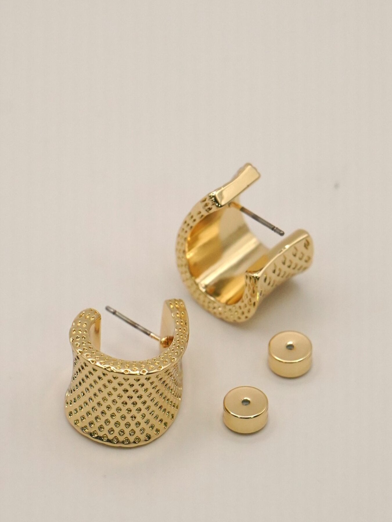 【予約販売】CHIGNON ドットワイドフープピアス 0066-776SH