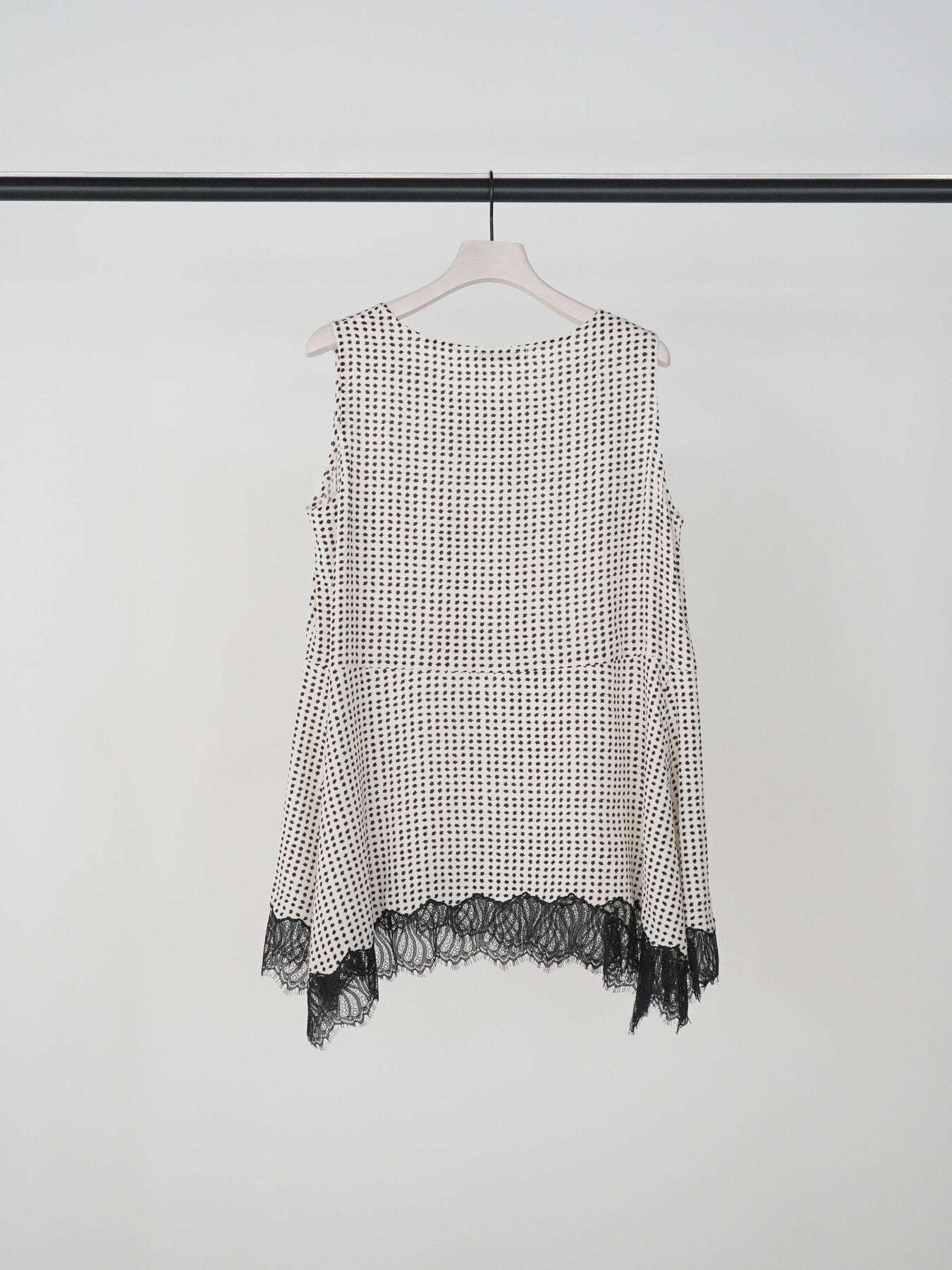 【予約販売】CHIGNON レーストリムドットタンクTOP 1563-683NH