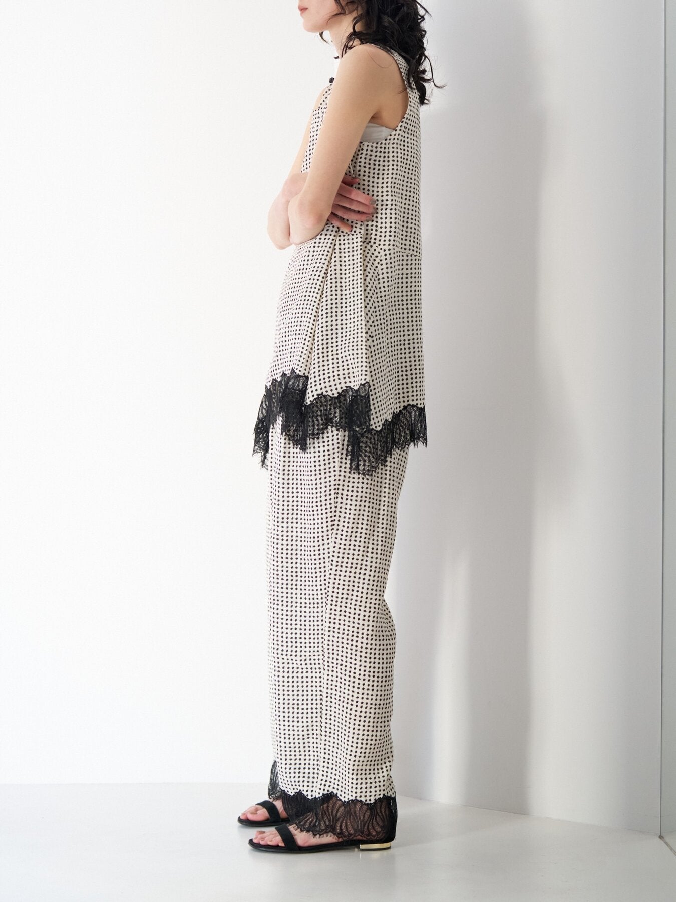 【予約販売】CHIGNON レーストリムドットタンクTOP 1563-683NH