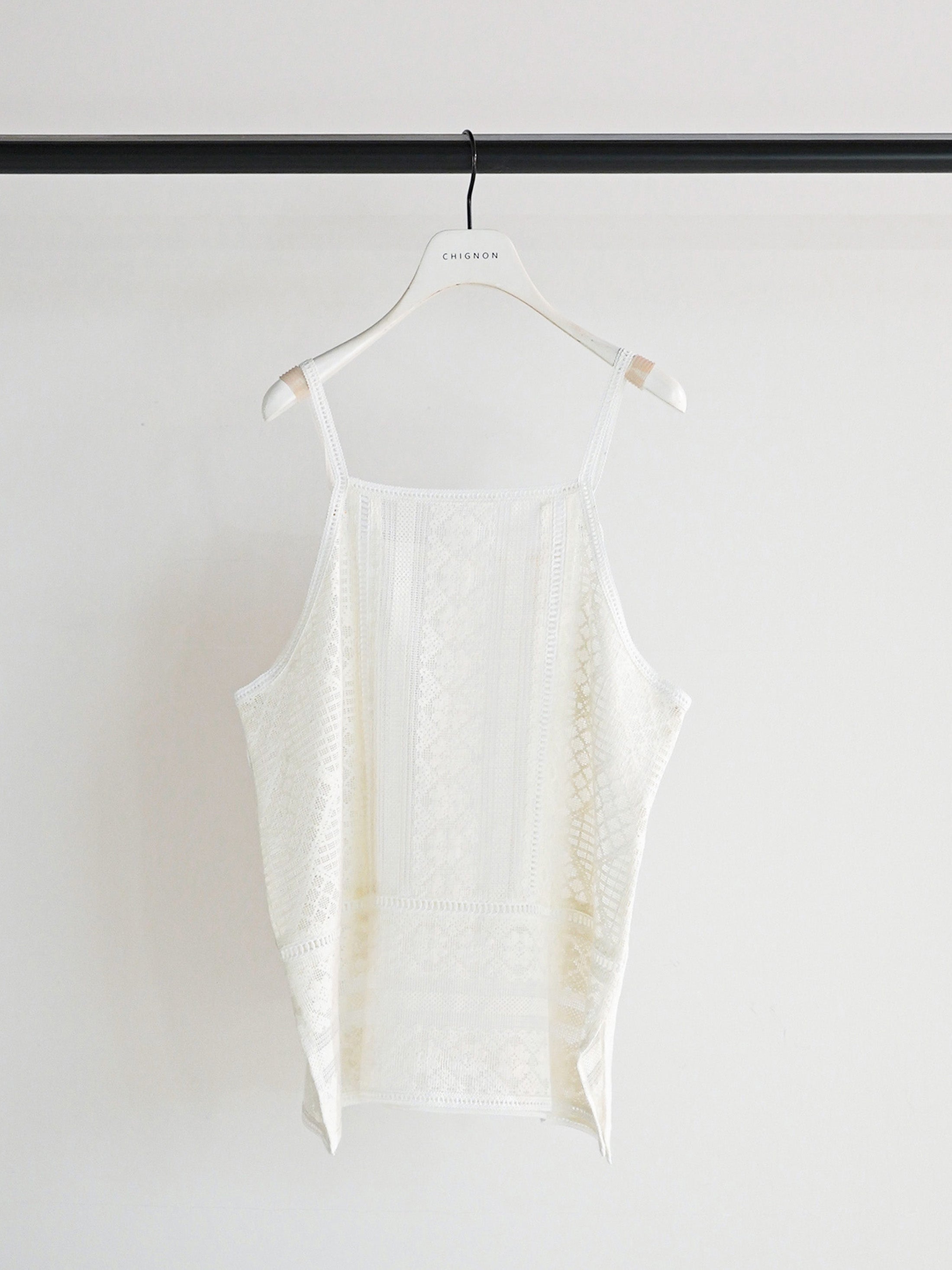 【予約販売】CHIGNON パッチワークレースキャミソール 1861-050BZ