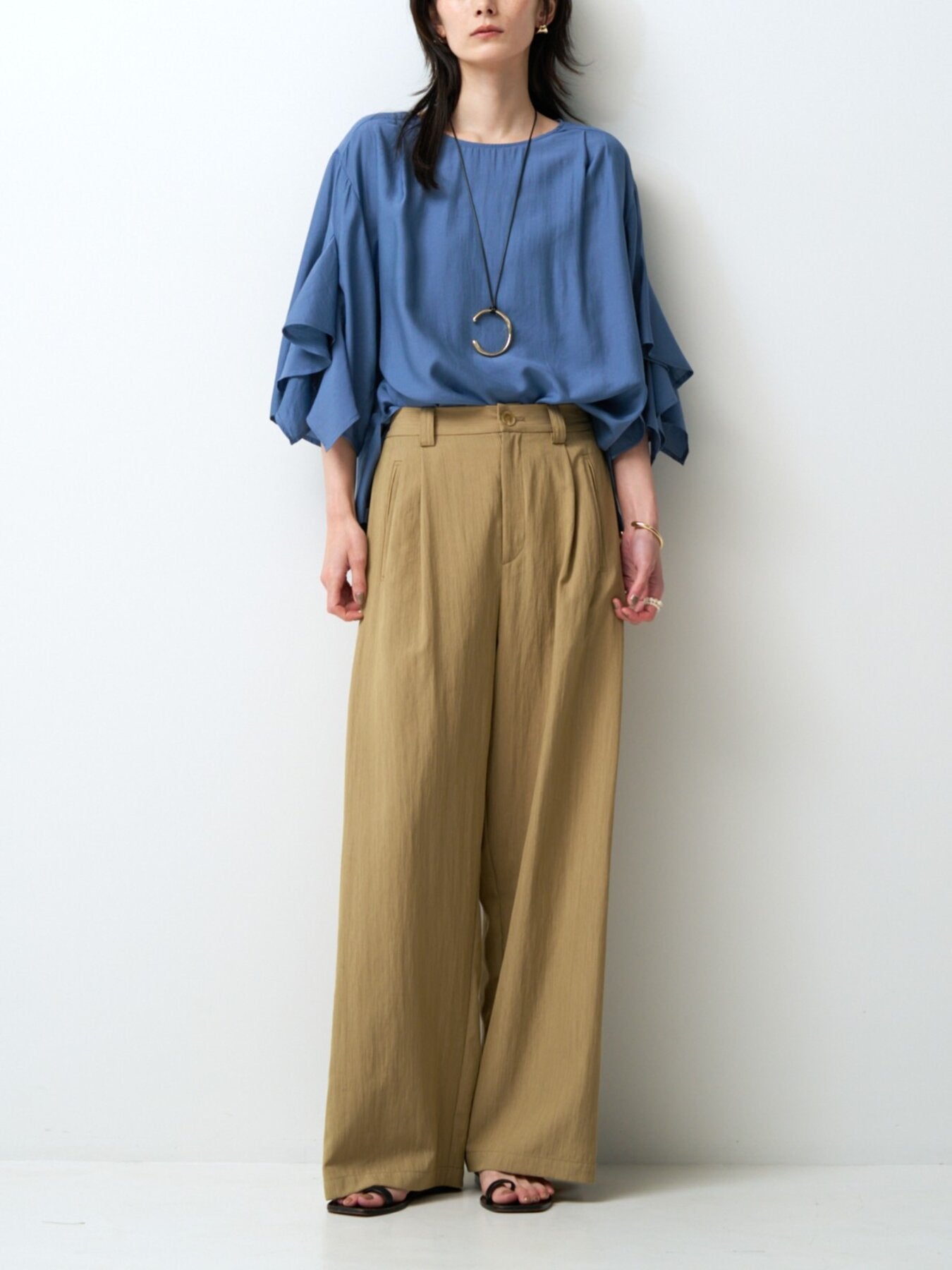 【予約販売】CHIGNON フレアスリーブBL 1863-601KK