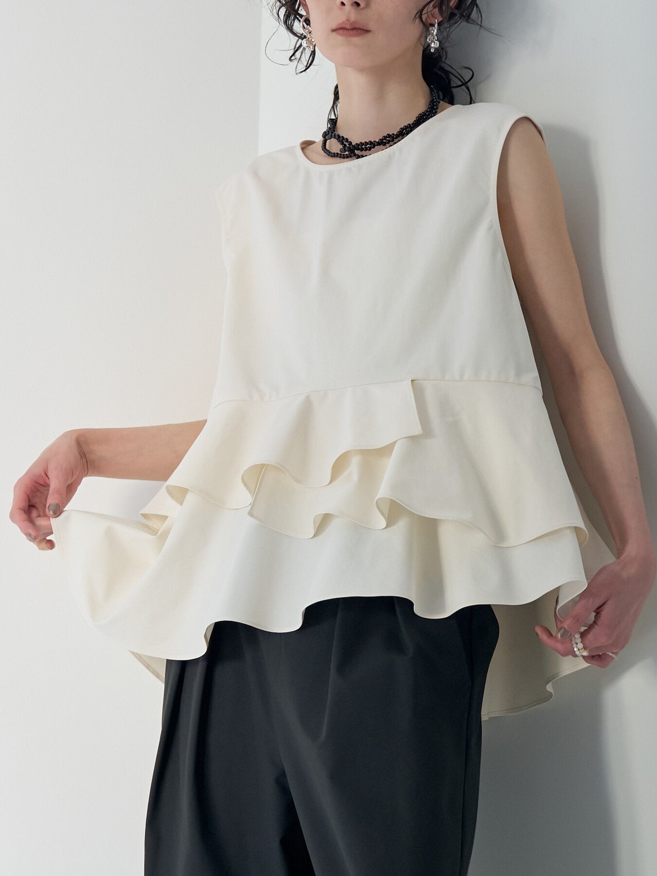 【予約販売】CHIGNON ソフトタフタペプラムBL 1863-603KK