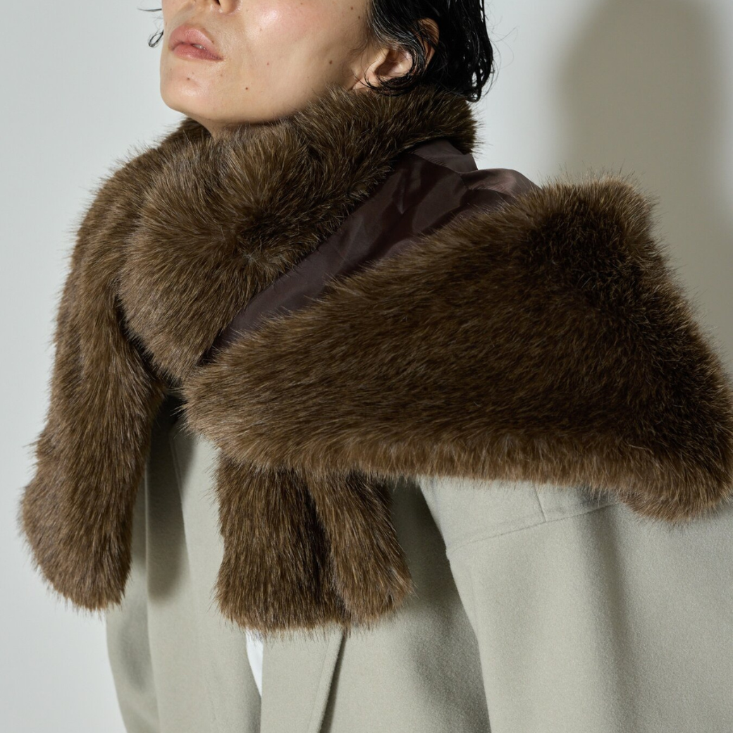 【予約販売】CHIGNON フーディーファーマフラー 0865-323KK