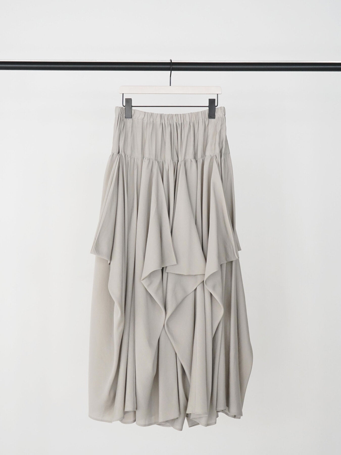 【予約販売】CHIGNON ドレーピングフォルムSK 2263-638NH