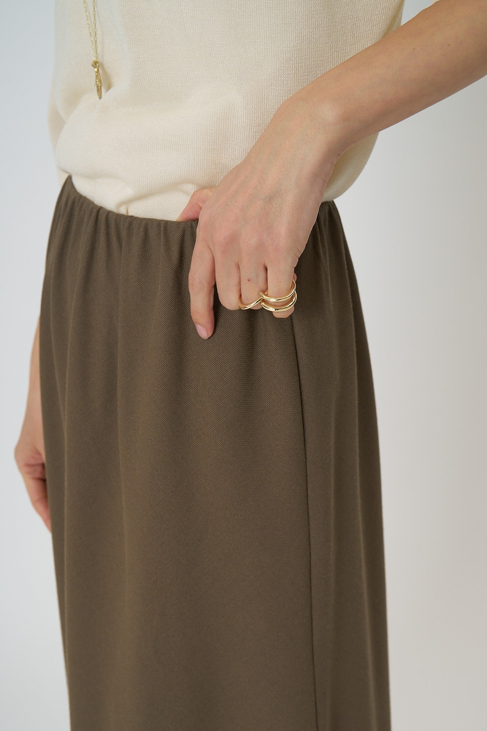 【予約販売】CHIGNON サマーメッシュ麻混バイアスSK 2561-028BZ