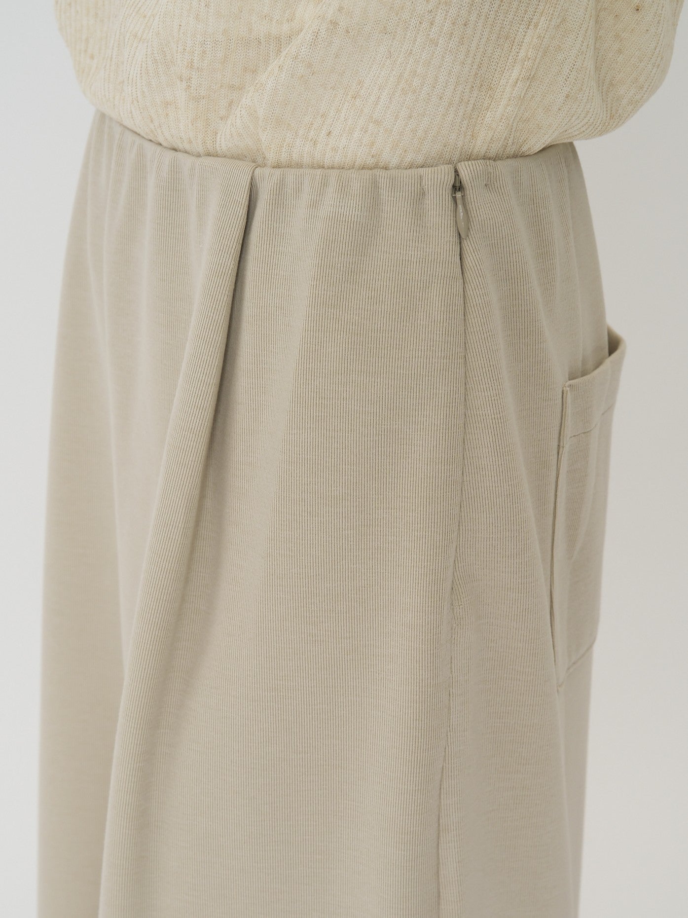 【予約販売】CHIGNON ソフトリブスマートSK 2861-070GL