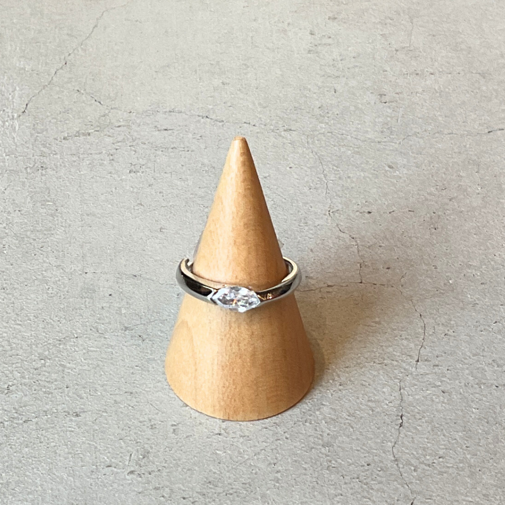 ニュアンスストーンラインリング