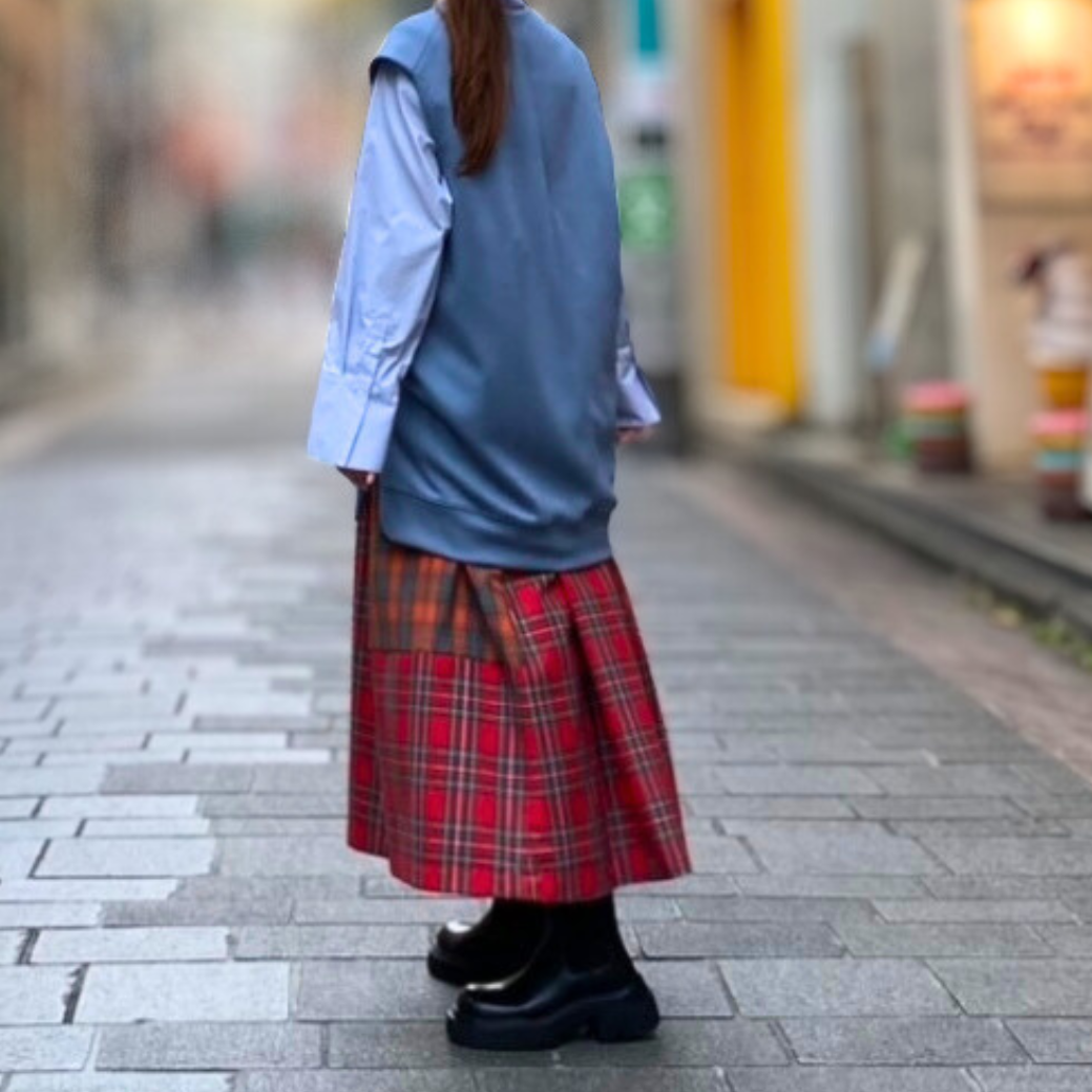 CHIGNON ダンボールVネックベスト 4754-049BZ