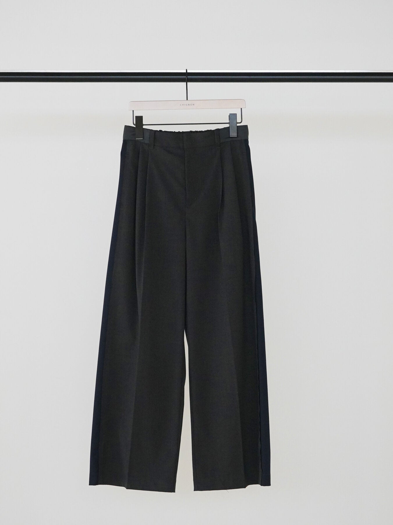 【予約販売】CHIGNON カットオフライン2タックスラックス 3265-309KK