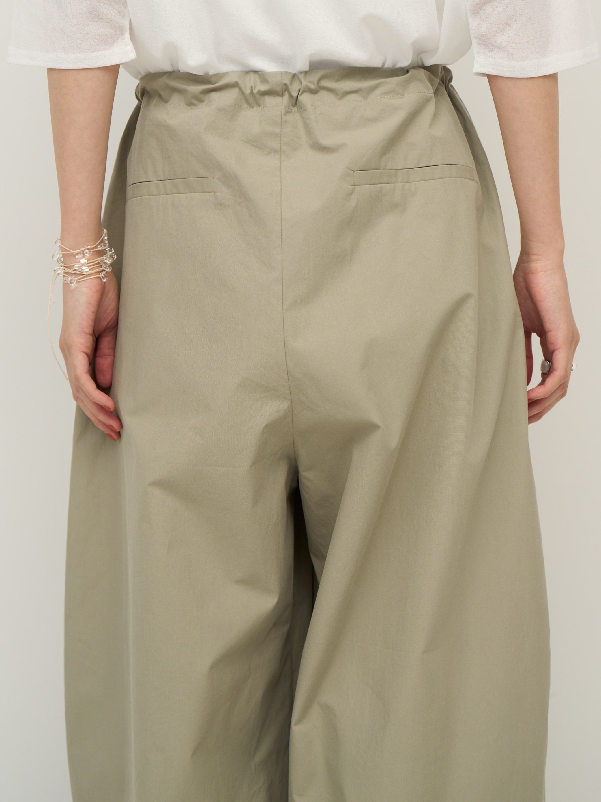 【予約販売】CHIGNON ウエストフリーコクーンPT 3562-338MK