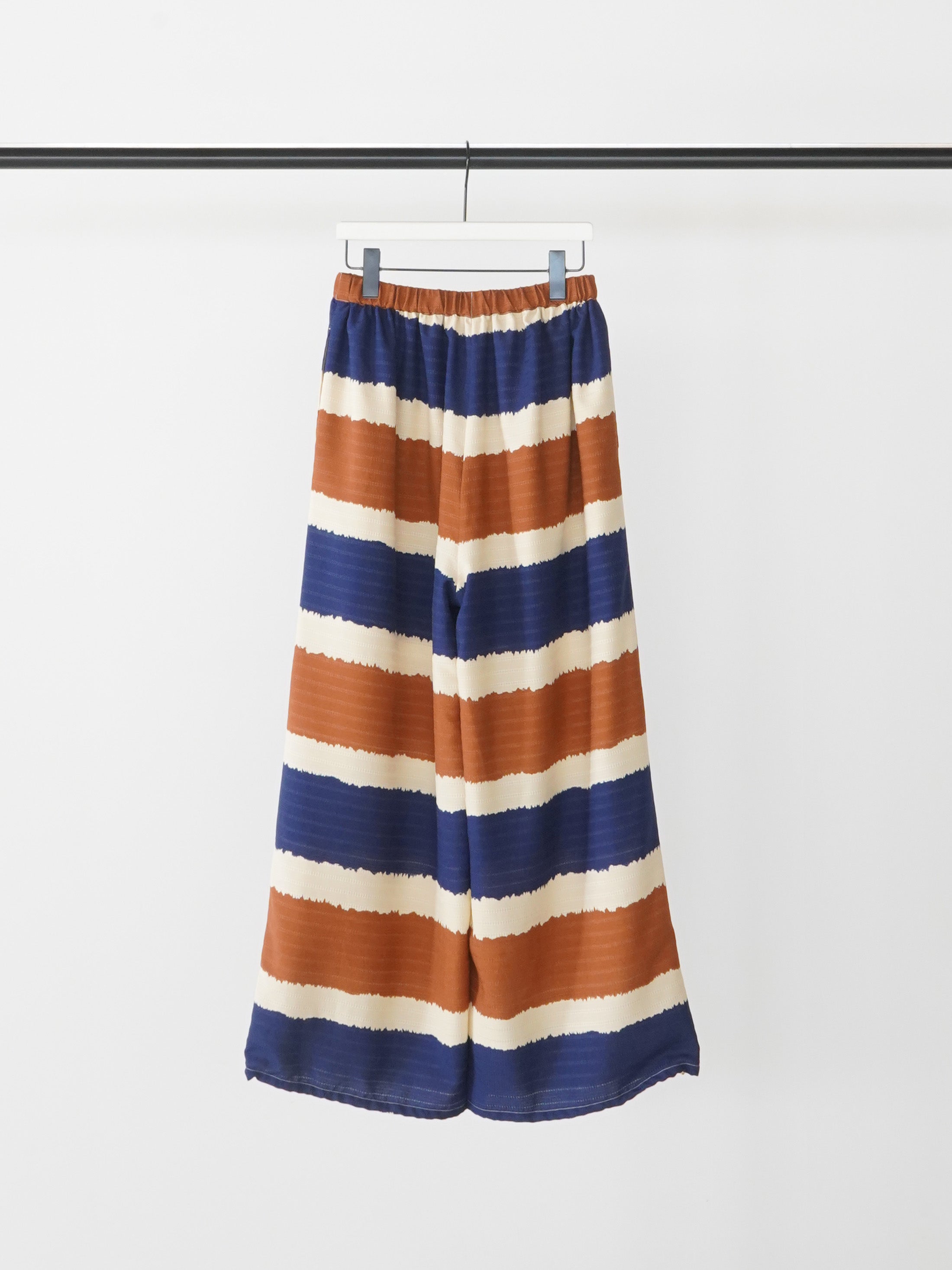 【予約販売】CHIGNON オリエンタルボーダーPT 3562-352BZ