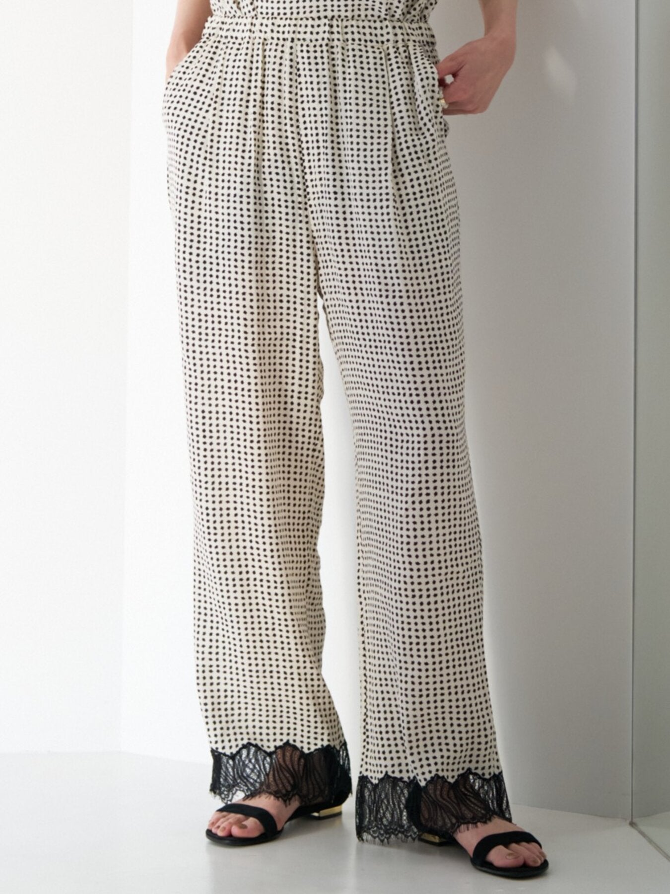 【予約販売】CHIGNON レーストリムドットイージPT 3563-684NH