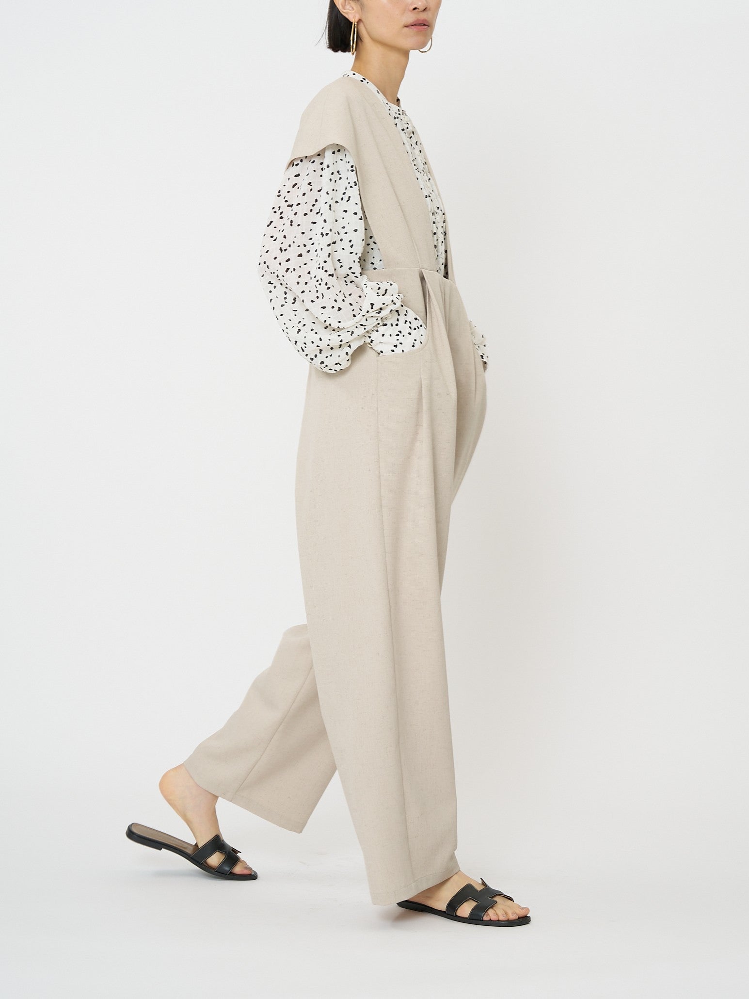 【予約販売】CHIGNON ワイドドレープコンビネゾン 3861-030MK