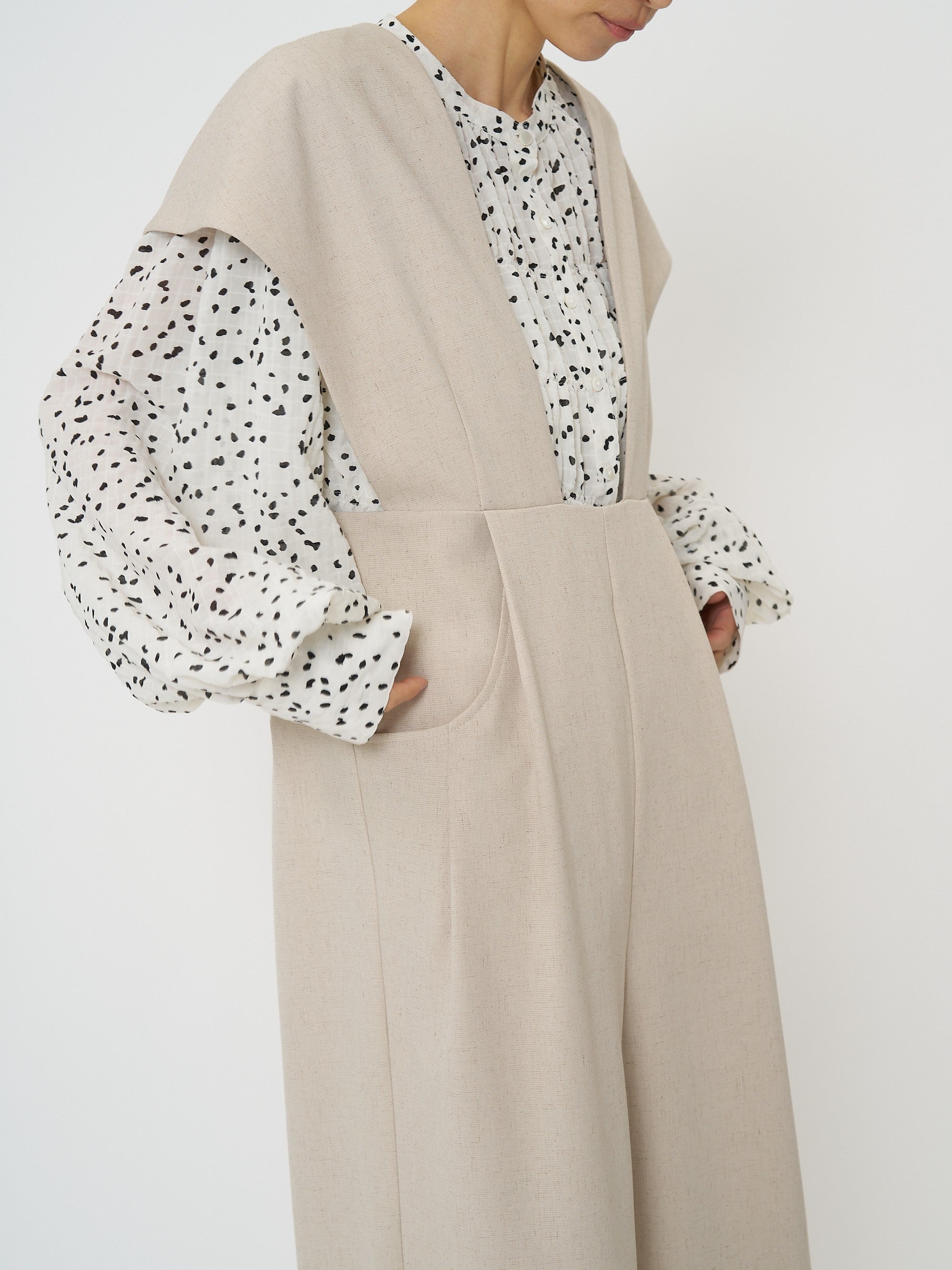 【予約販売】CHIGNON ワイドドレープコンビネゾン 3861-030MK