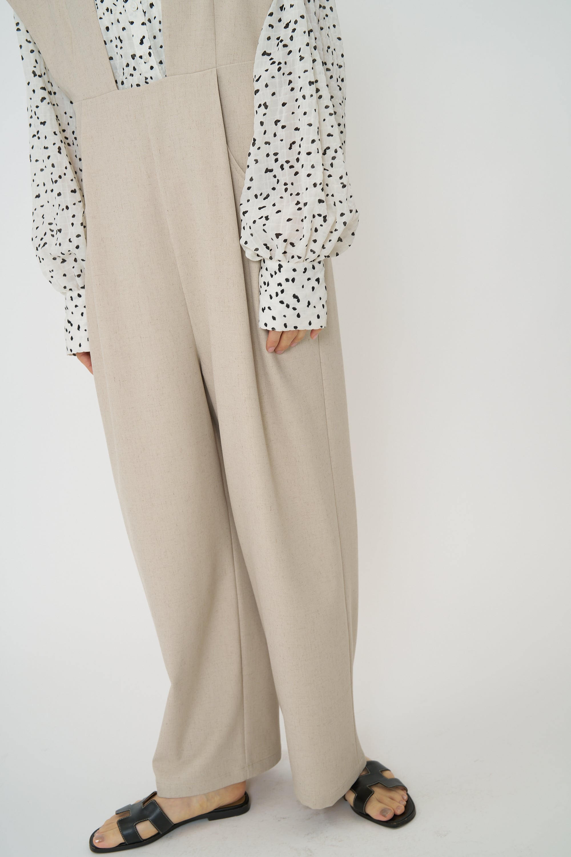 【予約販売】CHIGNON ワイドドレープコンビネゾン 3861-030MK