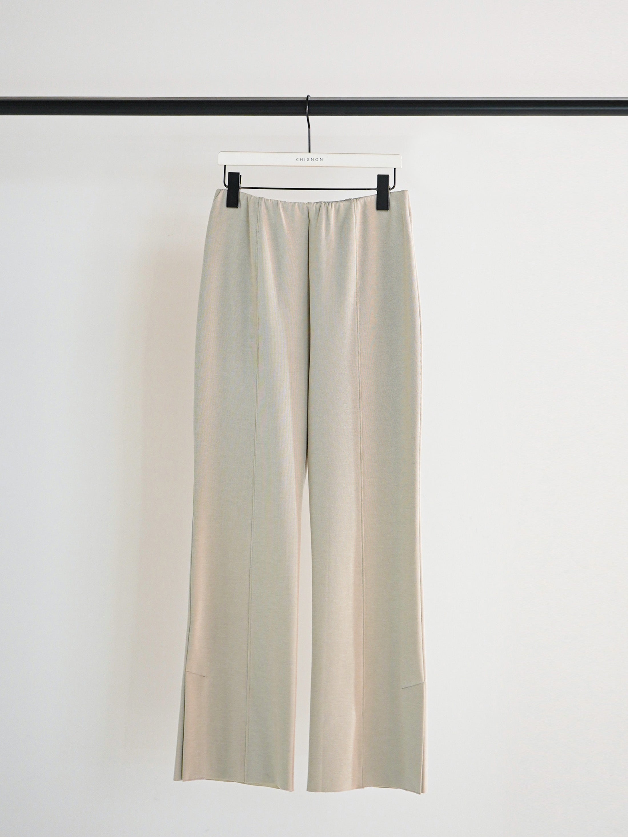 【予約販売】CHIGNON ソフトリブフレアPT 3861-069GL