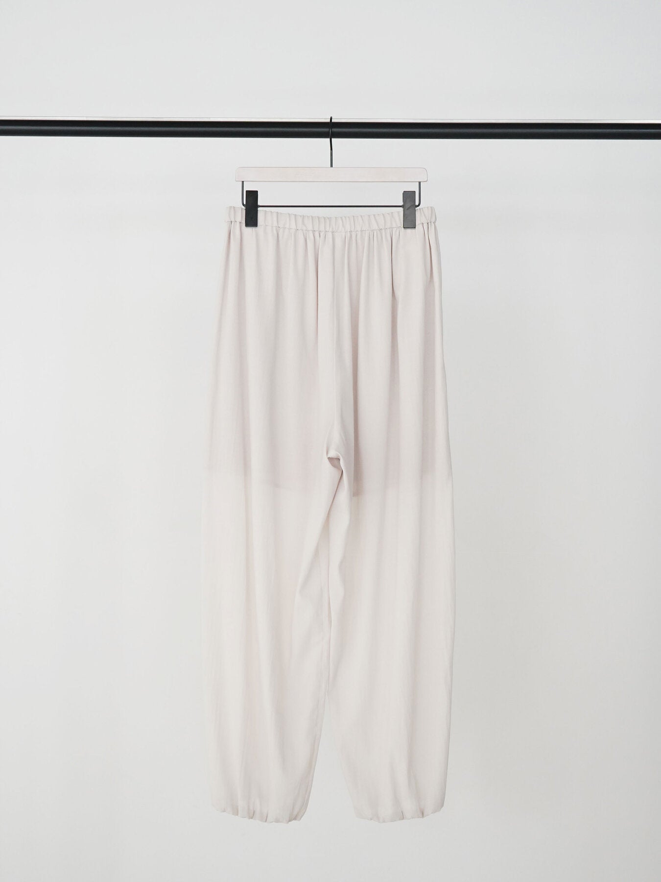 【予約販売】CHIGNON シアーバルーンPT 3863-651BZ