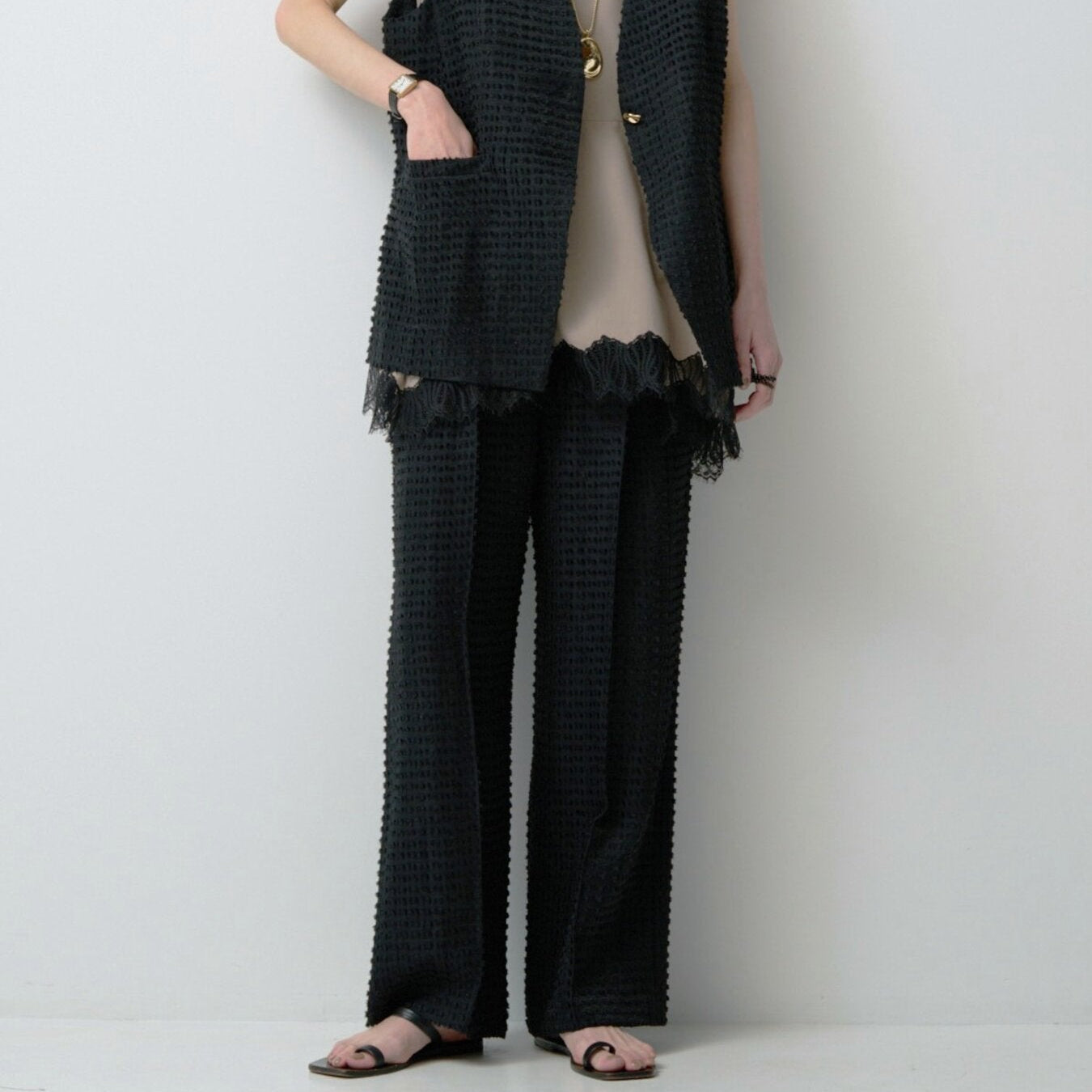 【予約販売】CHIGNON ドットJQストレートPT 3863-654YM