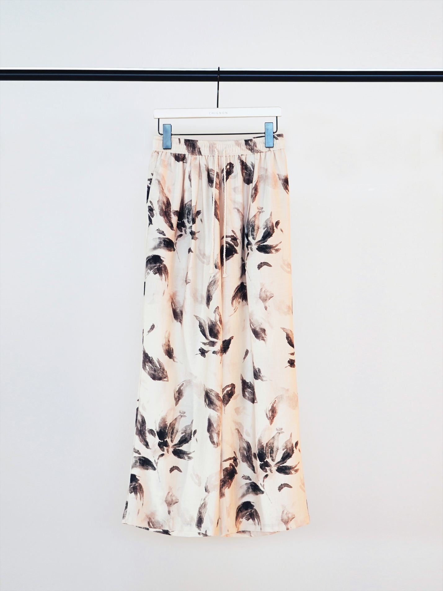 【予約販売】CHIGNON フラワープリントイージPT 3961-020KK