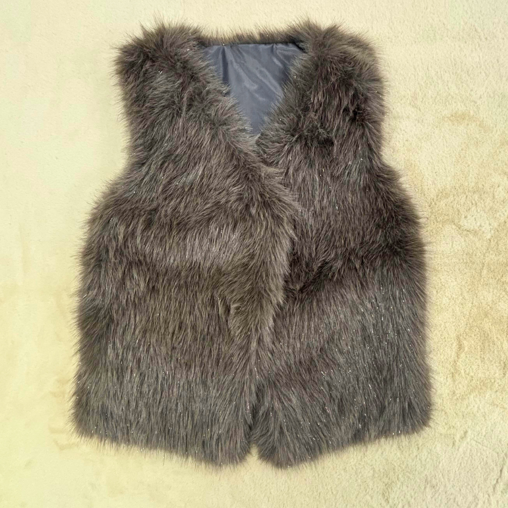 ラメ入りファーベスト