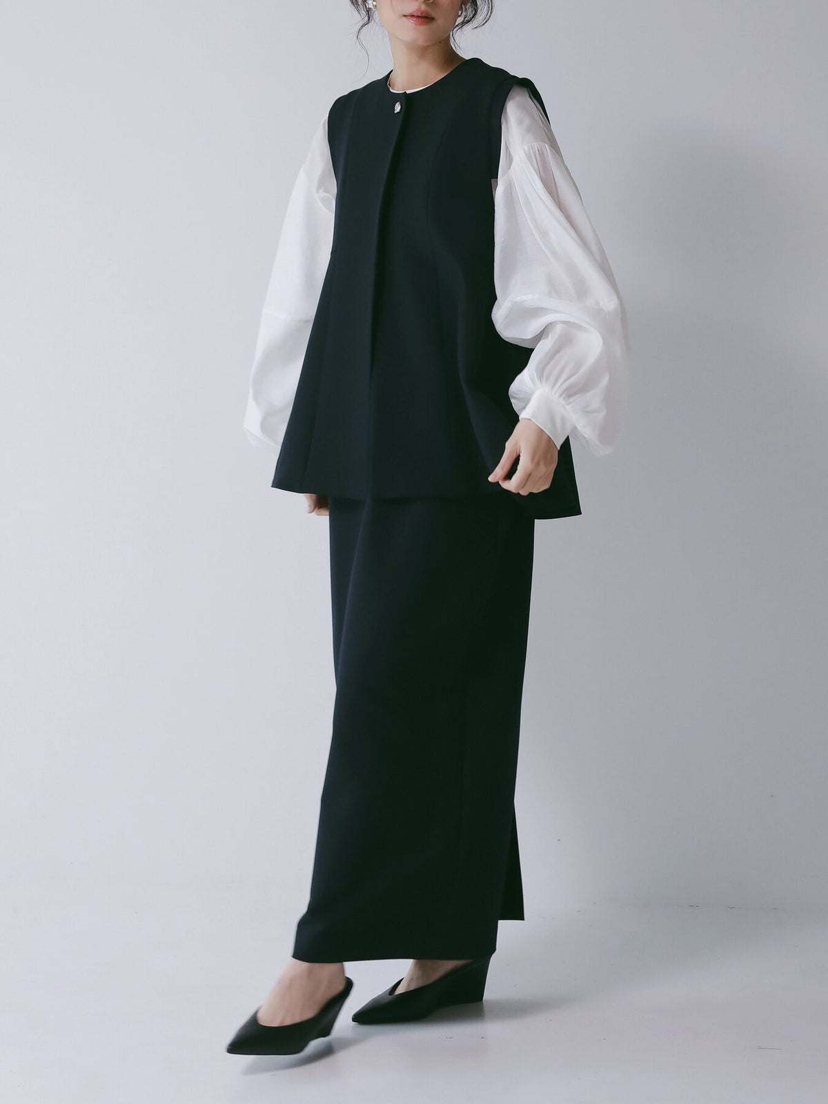【予約販売】CHIGNON ソフトツイルフレアフォルムジレ4266-602YX