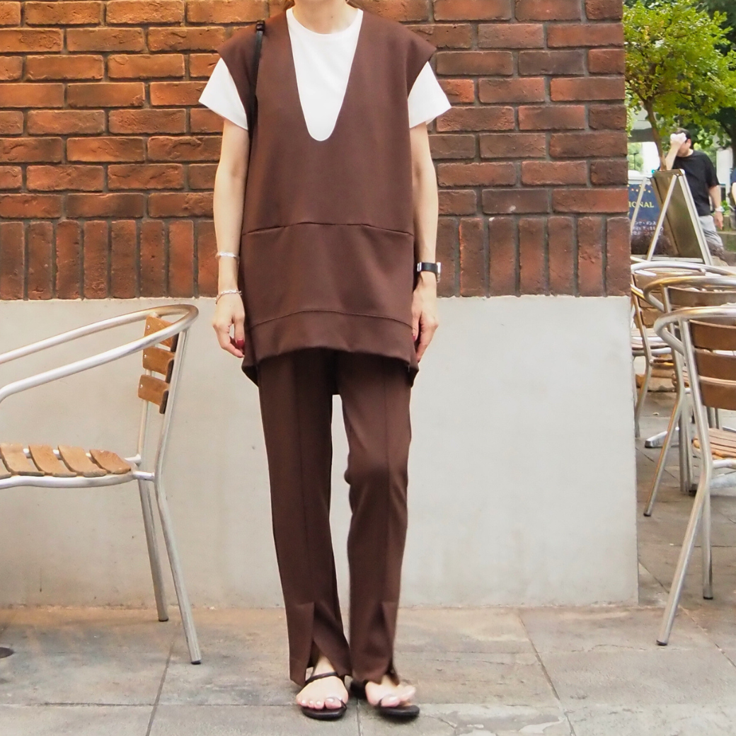 CHIGNON ダンボールVネックベスト 4754-049BZ