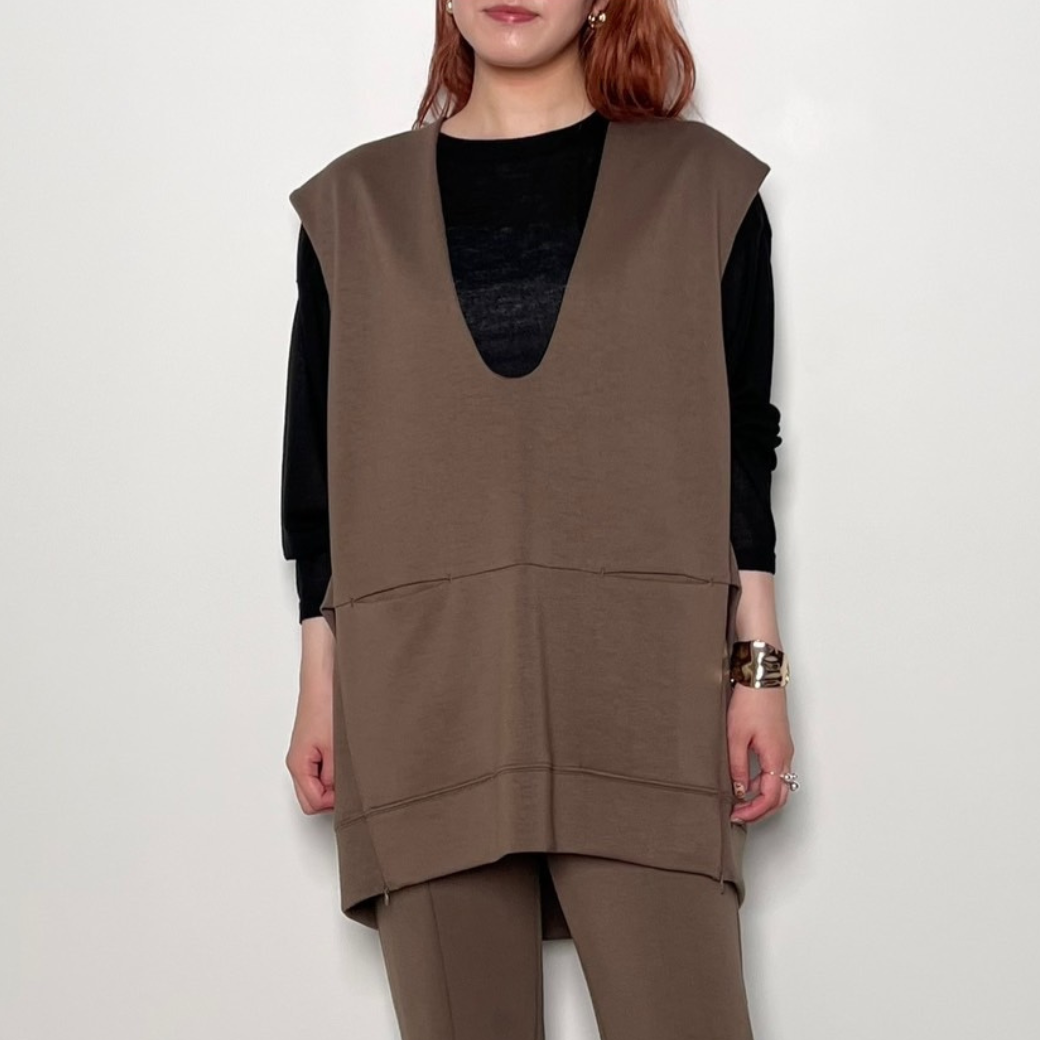 CHIGNON ダンボールVネックベスト 4754-049BZ