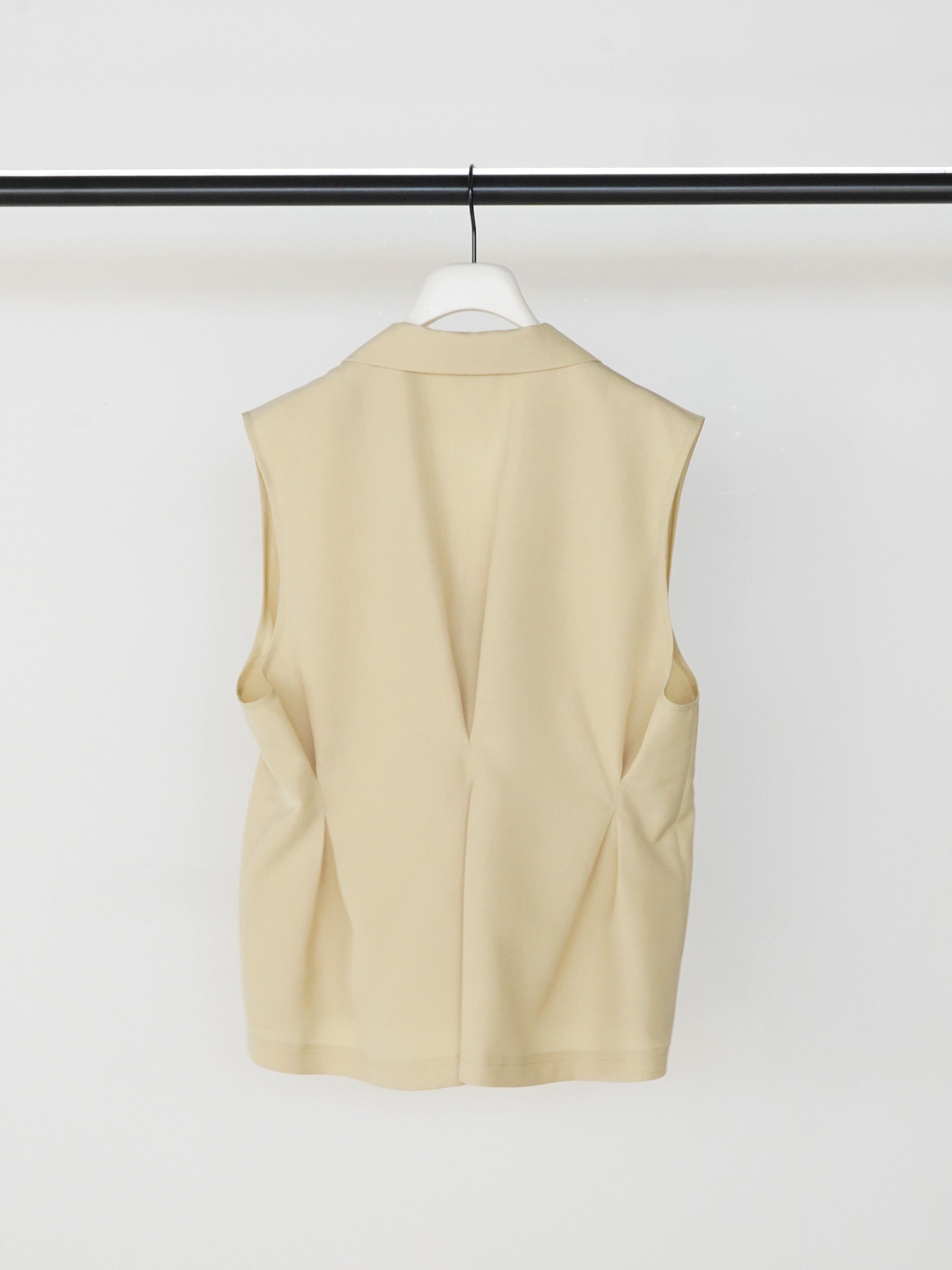 【予約販売】CHIGNON リネンライクペプラムジレ 4862-336MK