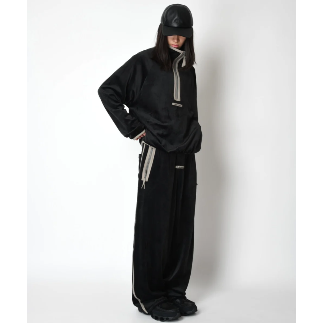 SUPERTHANKS Velour barrel leg line pants CS02