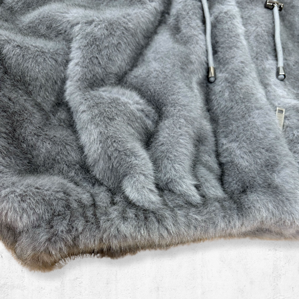 プレミアムエコファーフーディベスト