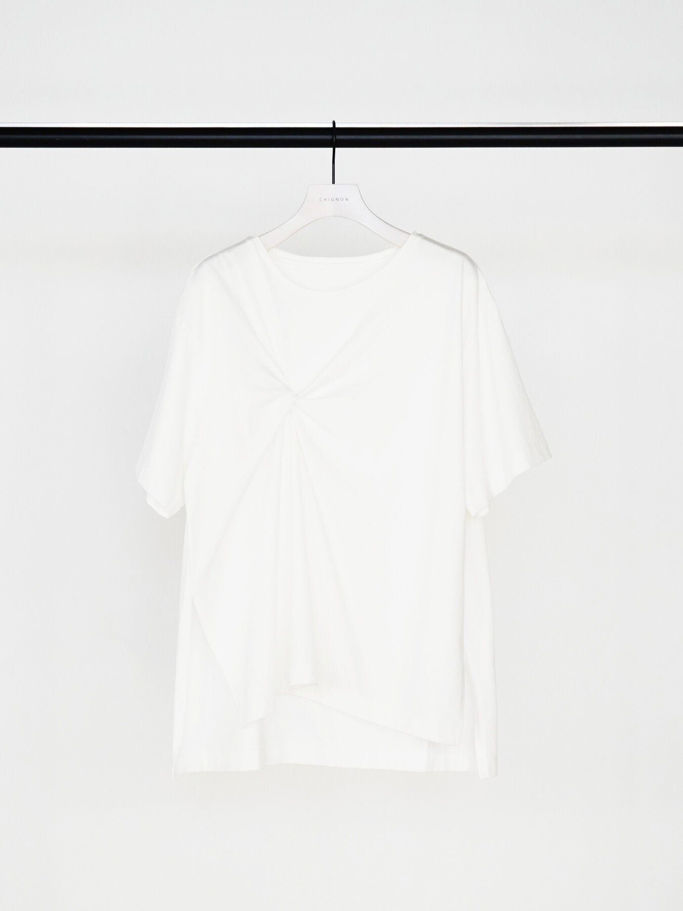 【予約販売】CHIGNON フロントツイストアシメトップス 8263-610KK