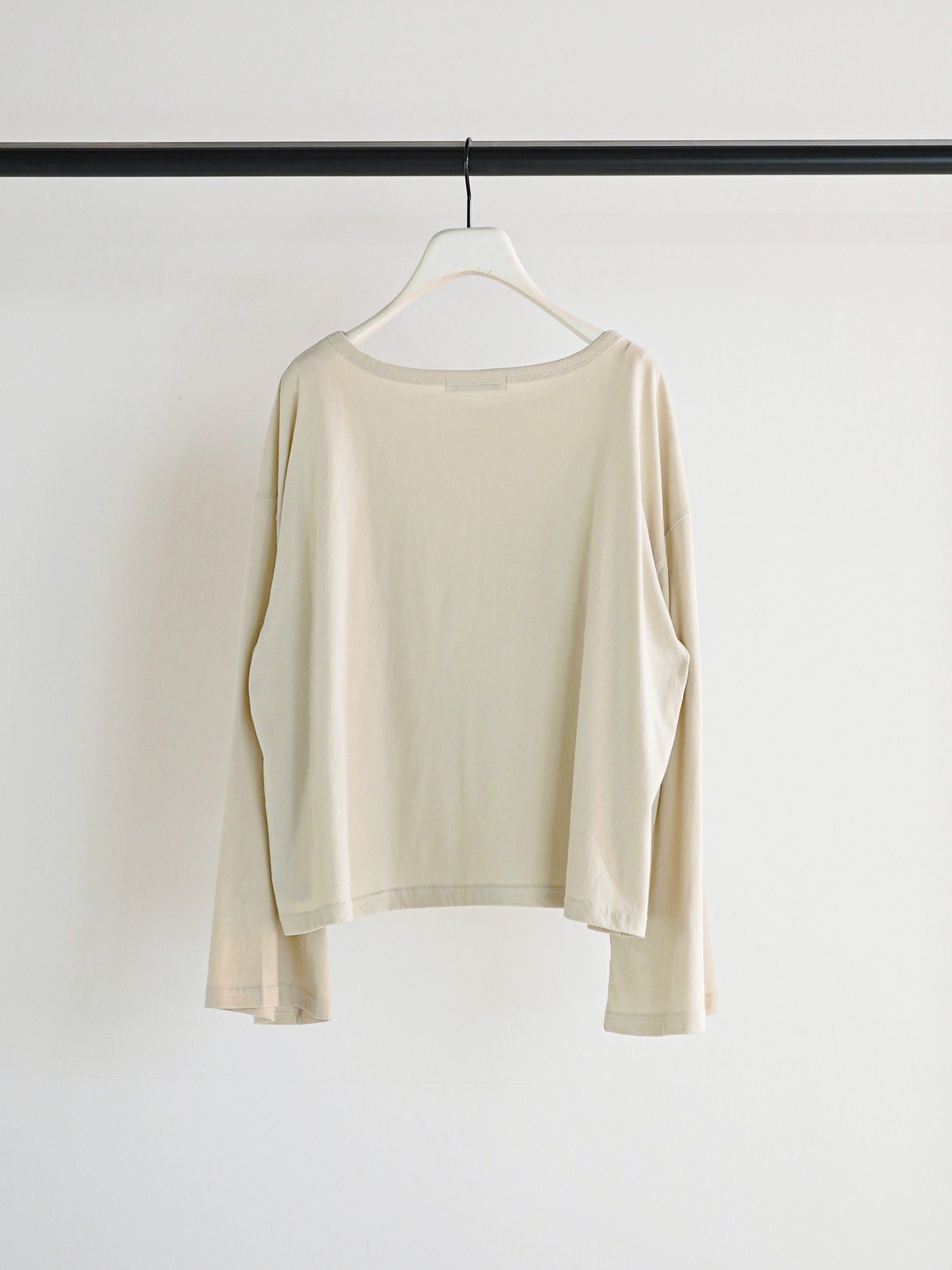 【予約販売】CHIGNON "FLOW"ウェイブロゴTee 8461-103KK