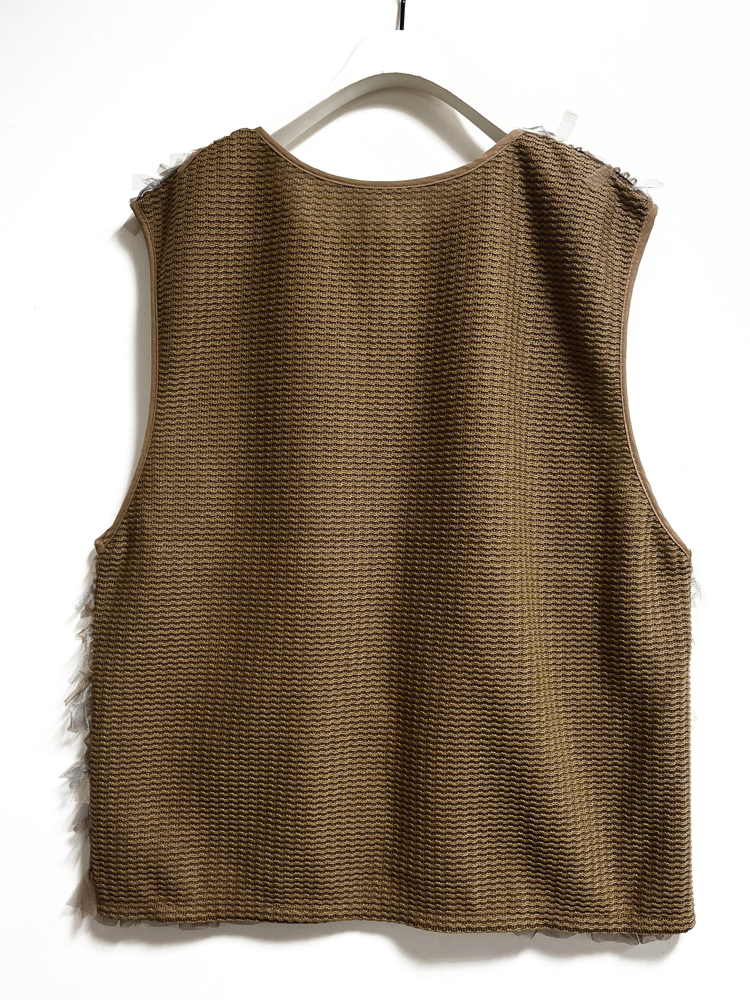 【予約販売】CHIGNON チュールレースドッキングベスト 8556-490NH
