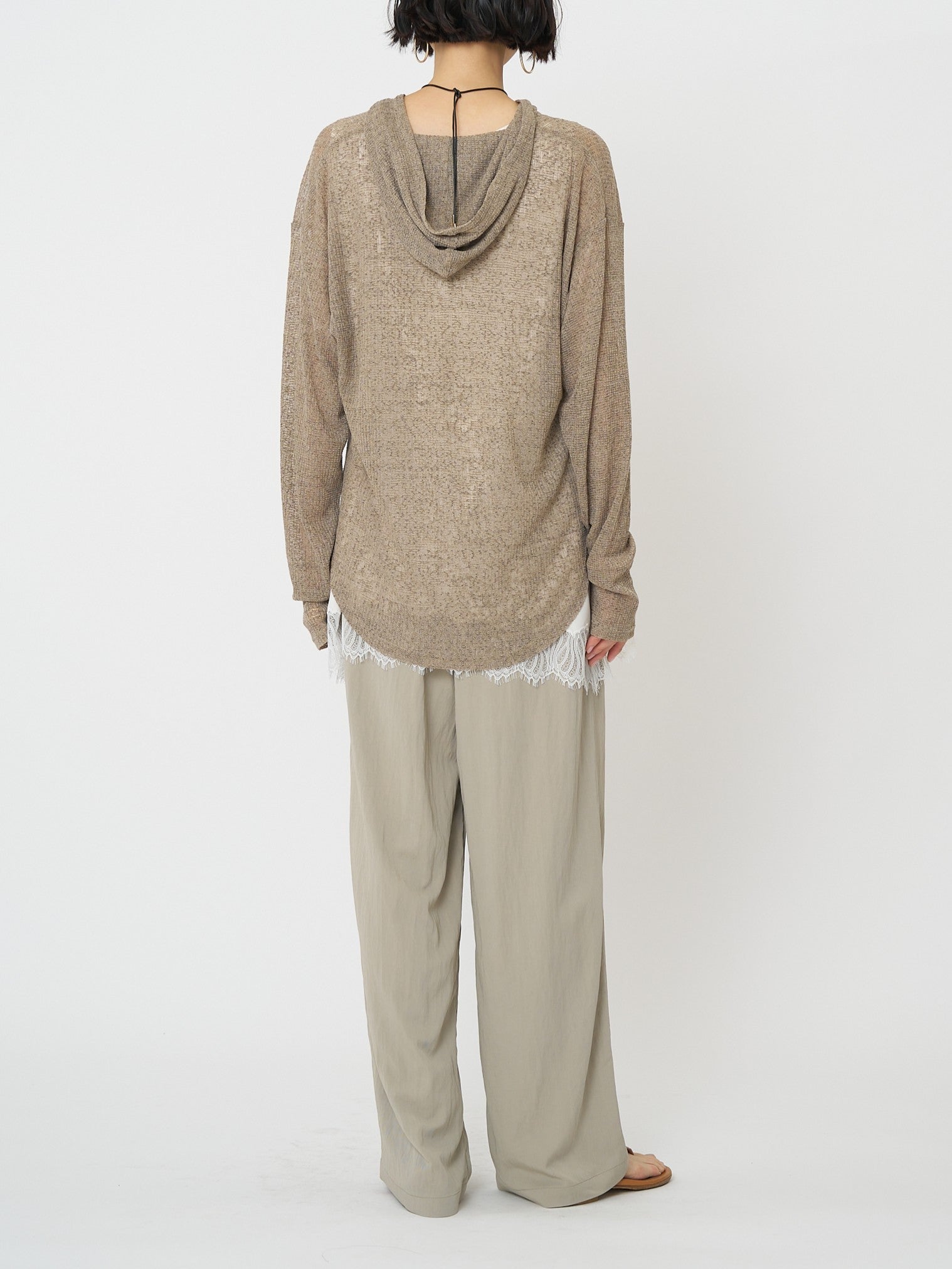 【予約販売】CHIGNON シアーフーディニットソー 8861-068GL