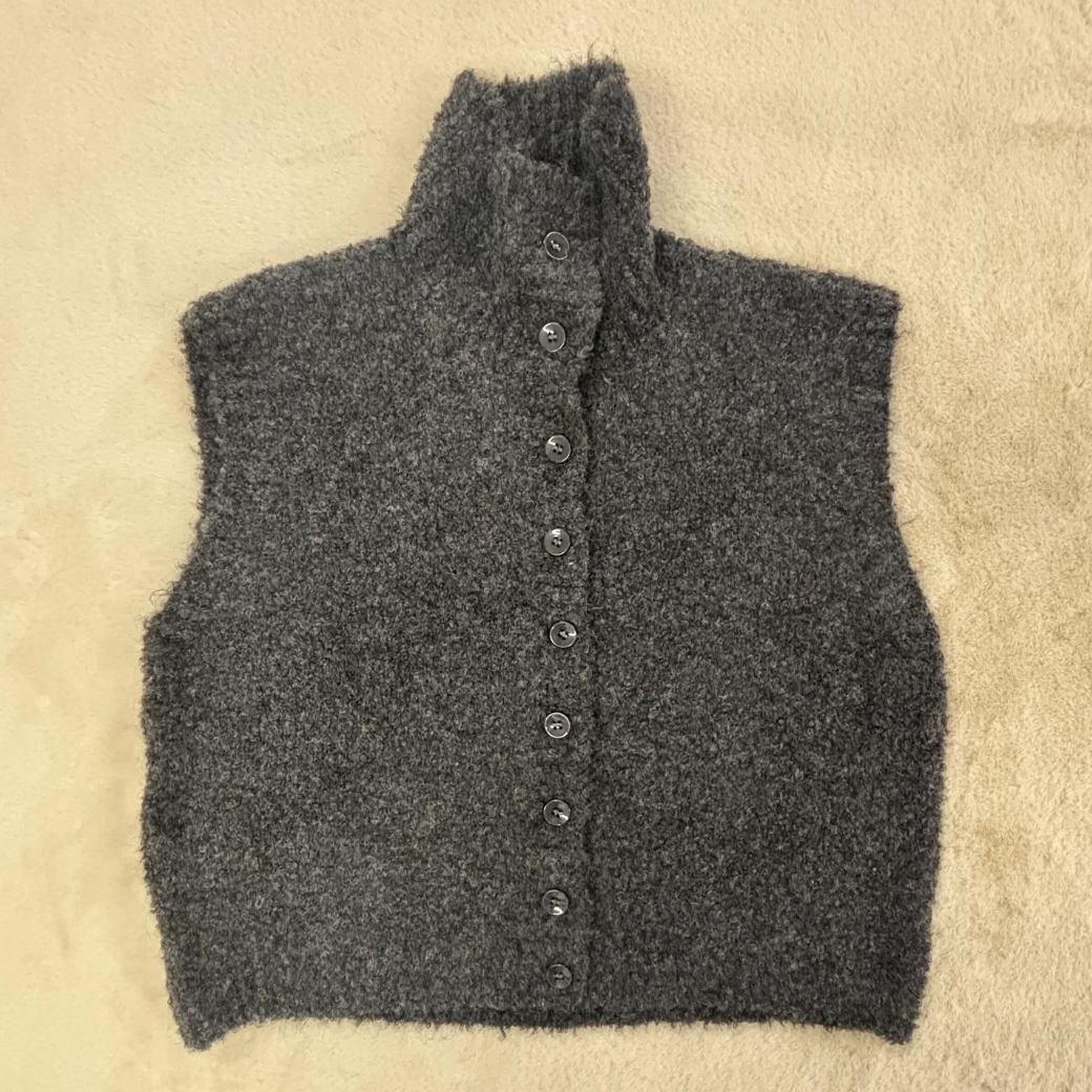 Maison de RUKA ニットノースリーブ