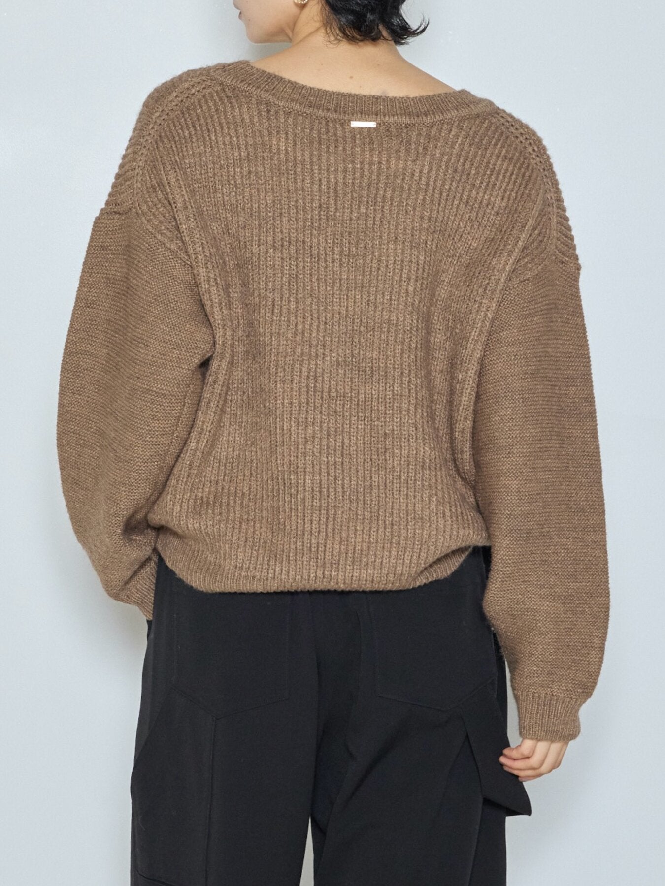 【予約販売】CHIGNON カタアゼチャームニットPO 9265-405DP