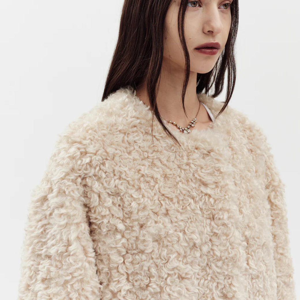 jakke. ARC COAT CREAM CURLY