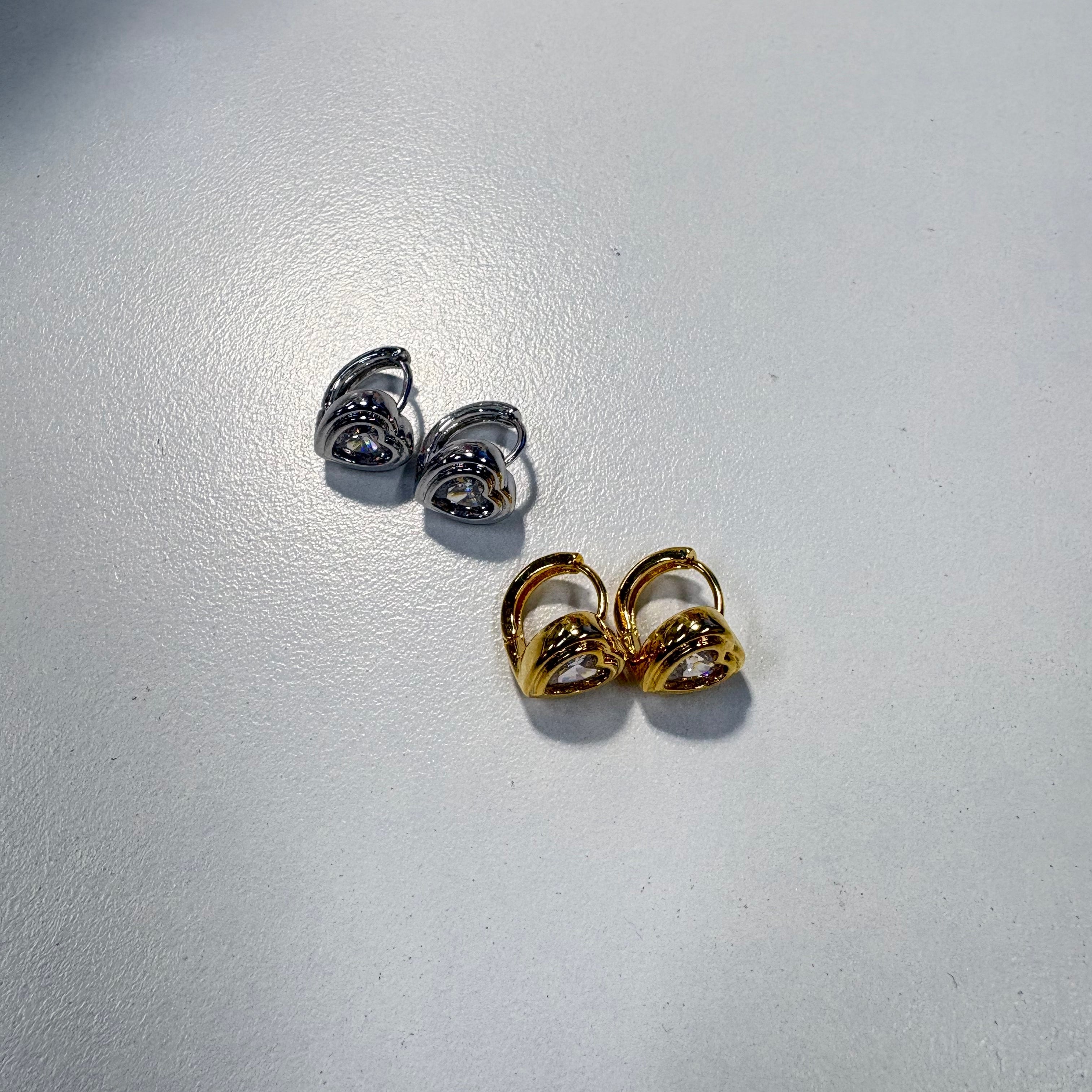 クリスタルハート フープピアス