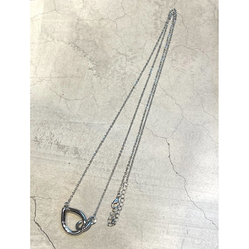 チェーンシルバーネックレス