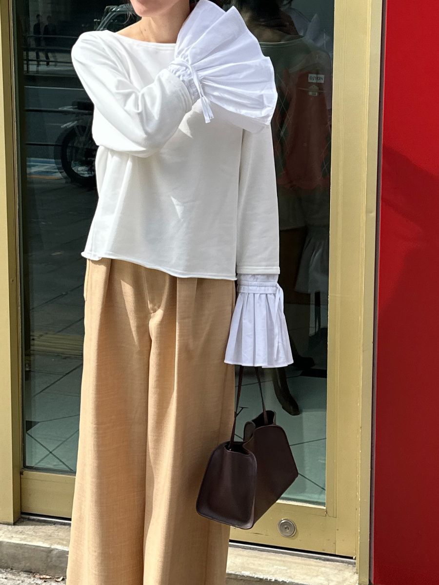 【予約販売】Mewl オフショルシャツスリーブスウェット M261-83011