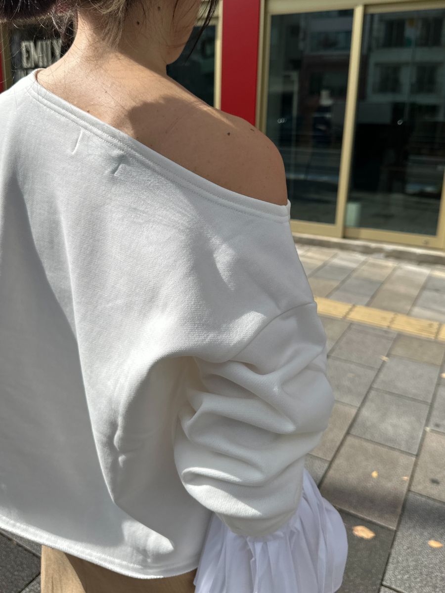 【予約販売】Mewl オフショルシャツスリーブスウェット M261-83011