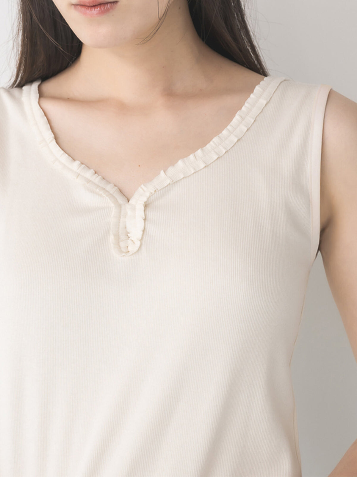 【予約販売】Mewl FRILL TANK TOP M264-88189