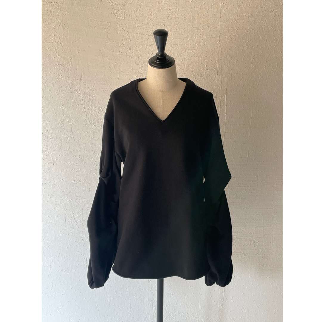 RUMCHE V-neck Sweat Tops R26A10612