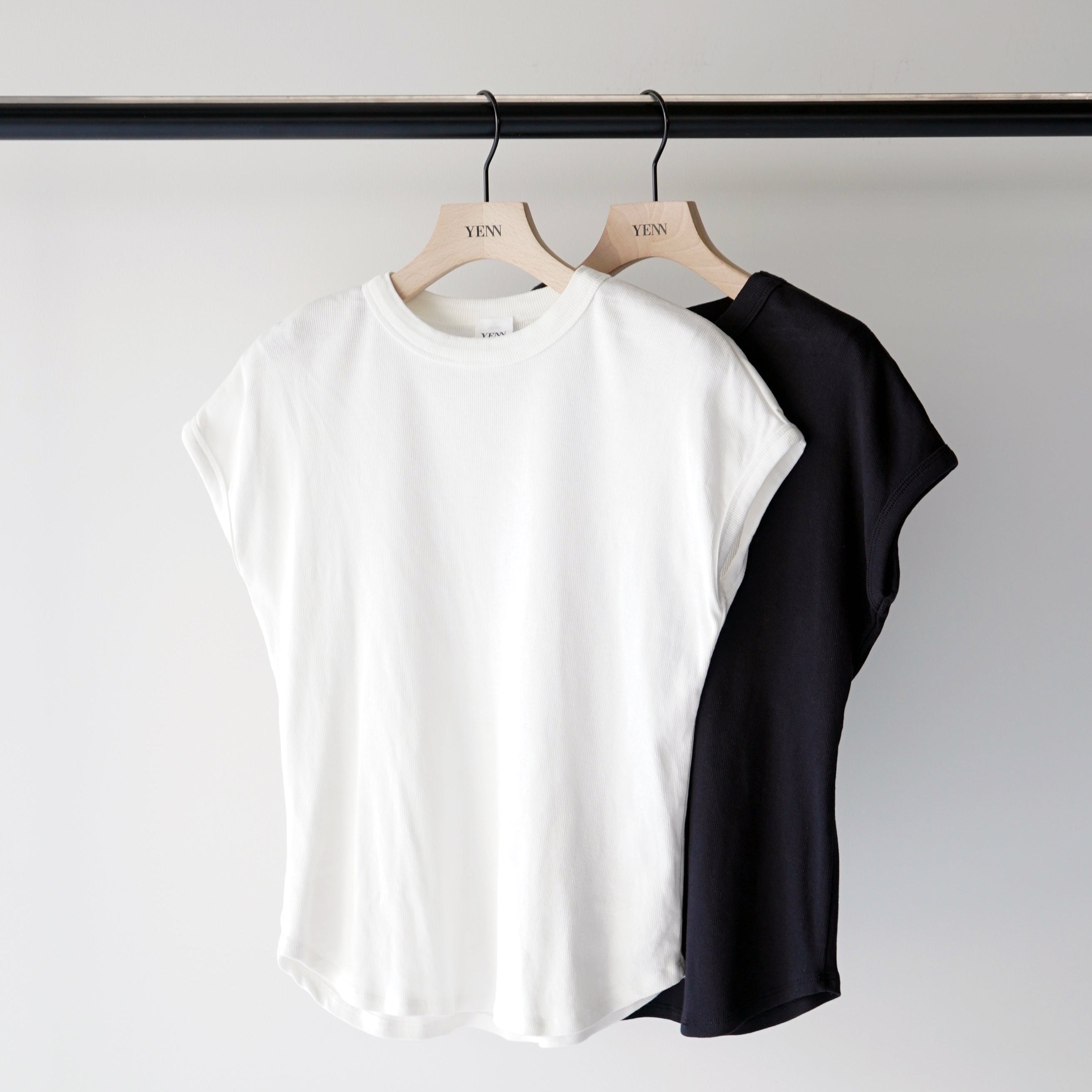 YENN SHORTSLEEVE RIBTEE Y241-81020-4