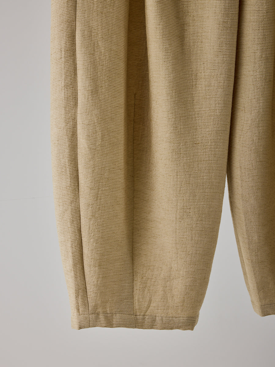 【予約販売】YENN VOLUME CURVE PANTS Y262-32051