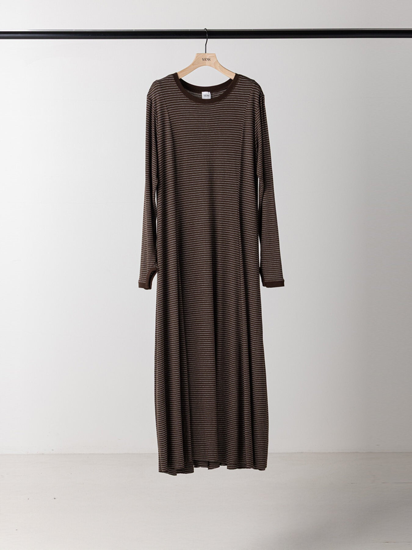 【予約販売】YENN JERSEY FLARE DRESS Y263-52084