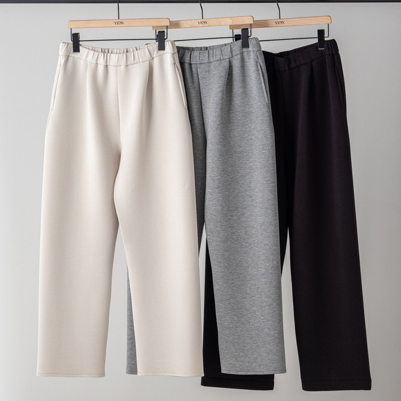 【予約販売】YENN SPONDISH TUCK PT Y264-31136