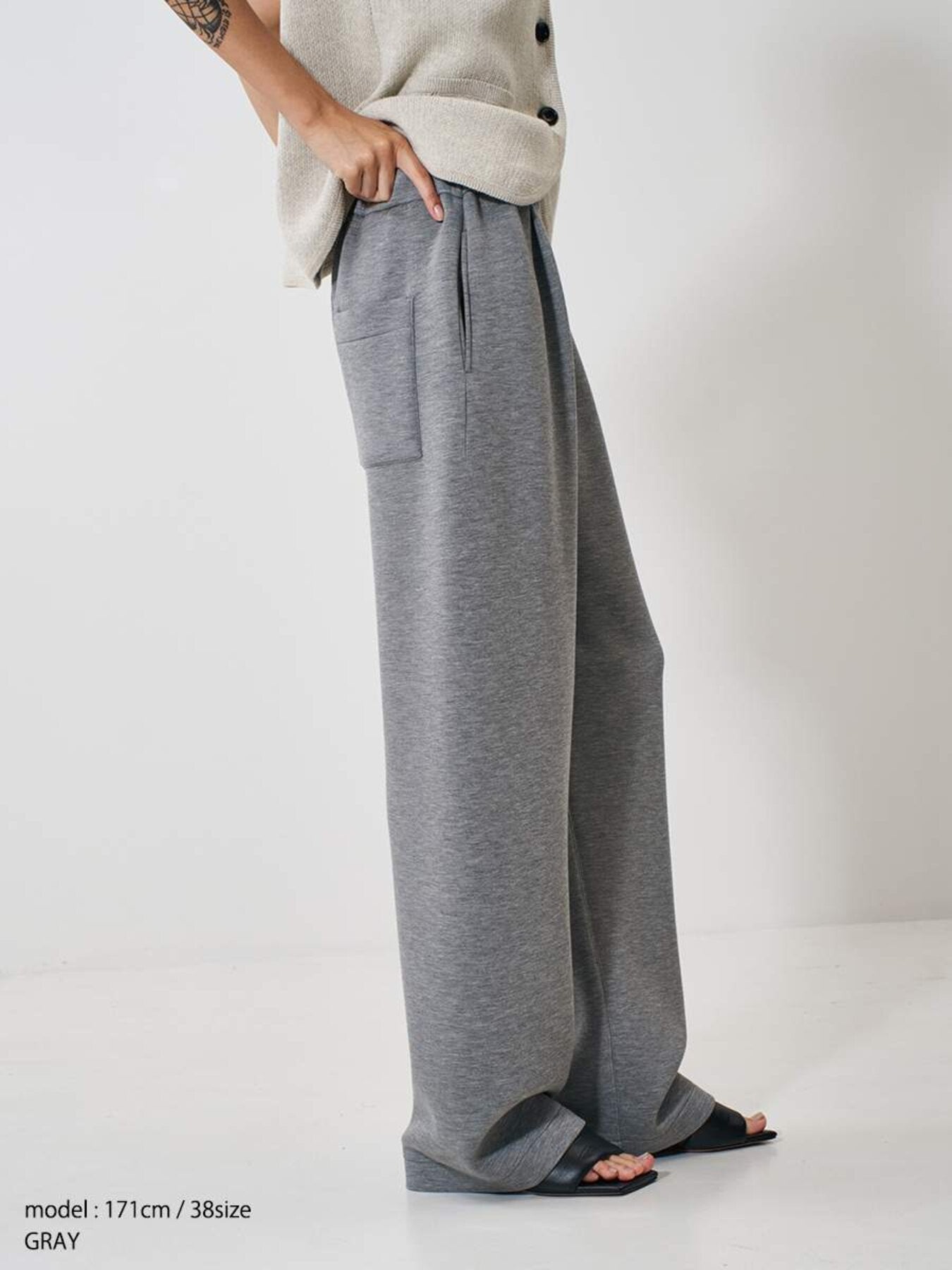 【予約販売】YENN SPONDISH TUCK PT Y264-31136